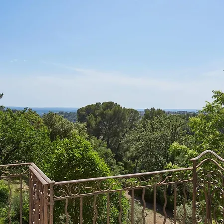 Appart13 Piscine Chauffee De Luxe Belvoir13 A 10 Min D Aix Apartment